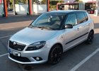 Na prodej je skoro nejetá Fabia RS! Prý na ni v autosalonu kdysi zapomněli