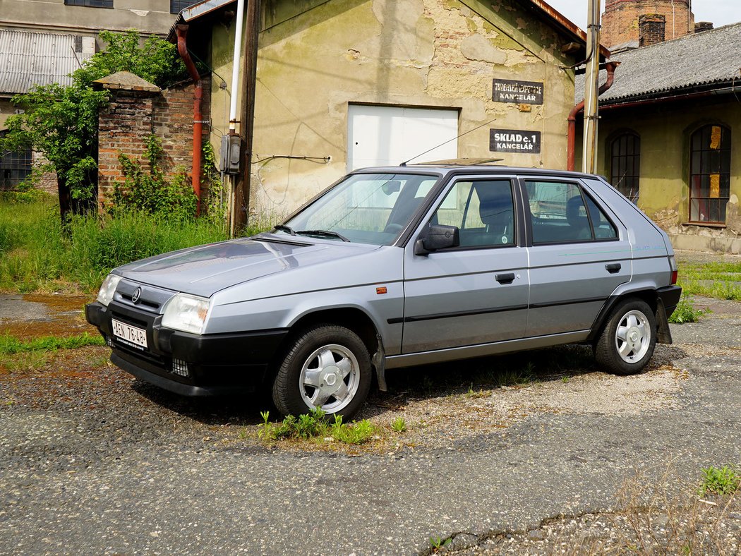 Škoda Favorit Silver Line