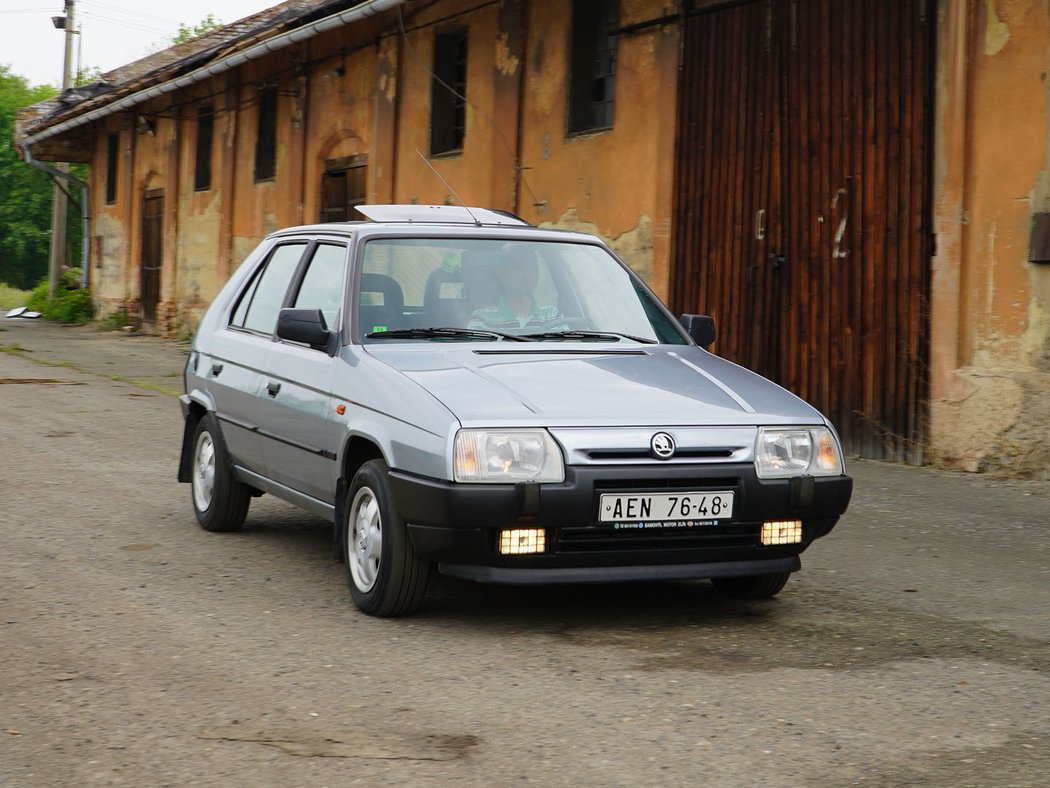 Škoda Favorit Silver Line