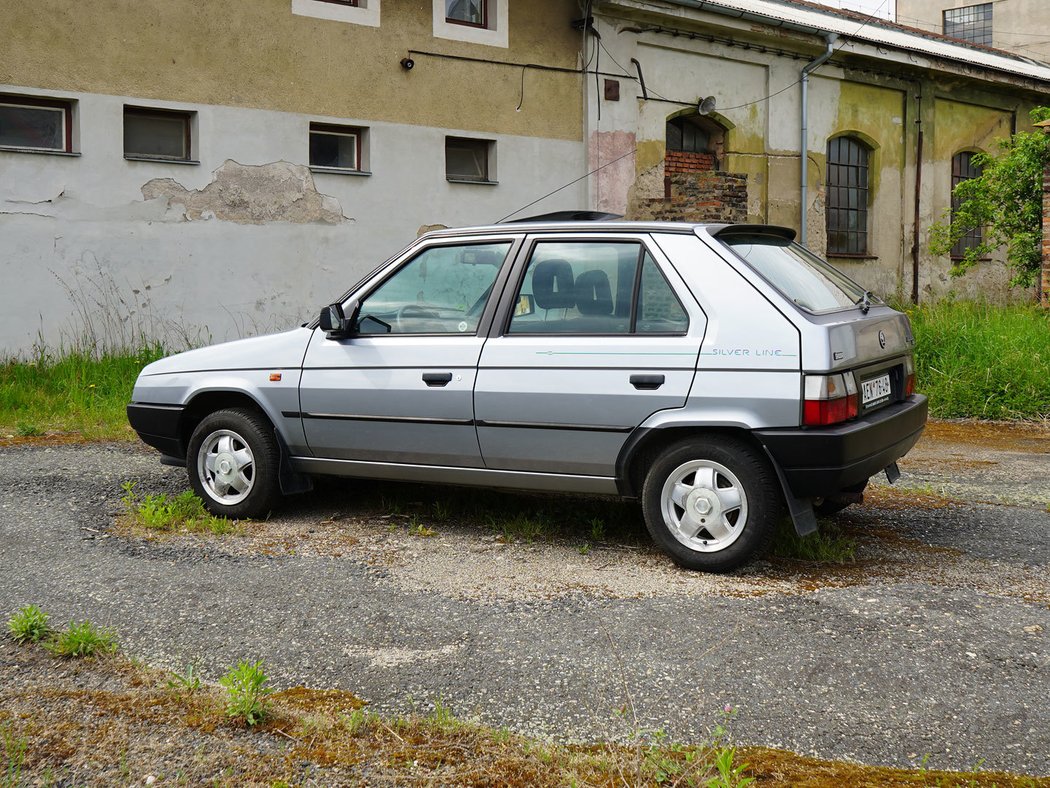 Škoda Favorit Silver Line