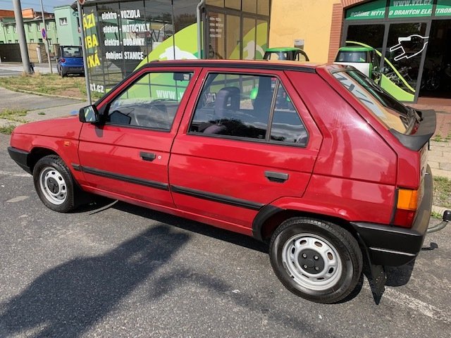 Škoda Favorit LX (1993)