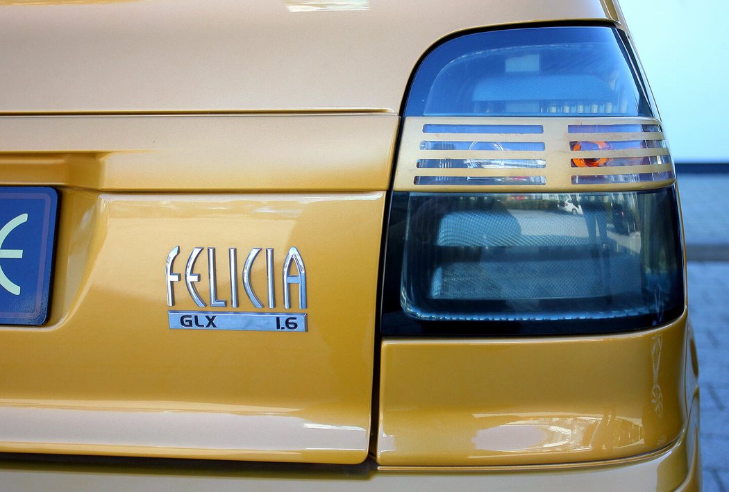 Škoda Felicia Golden Prague (1998)