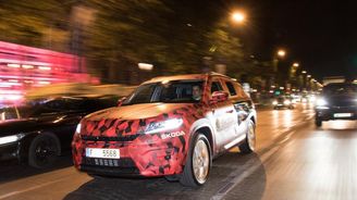 Škoda po vzoru Jaguaru „neukázala“ na Tour de France nový Kodiaq