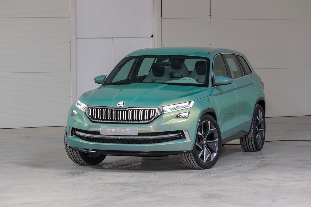 skoda kodiaq spyphotos video