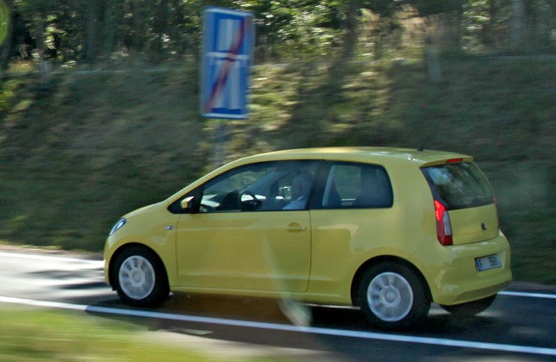 Škoda Citigo na dálnici D11 (30.9.2011)