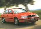 Kolik stála Škoda Octavia v roce 1998? Za ABS se připlácelo 26.500 Kč!