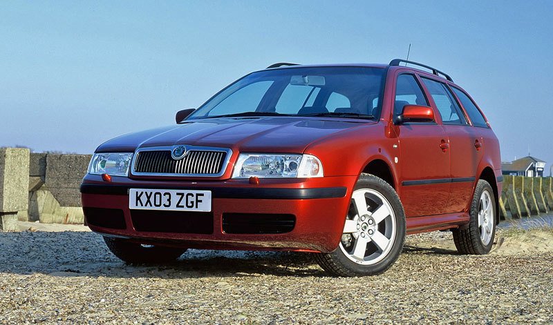 Škoda Octavia Combi 4x4 UK (2001)