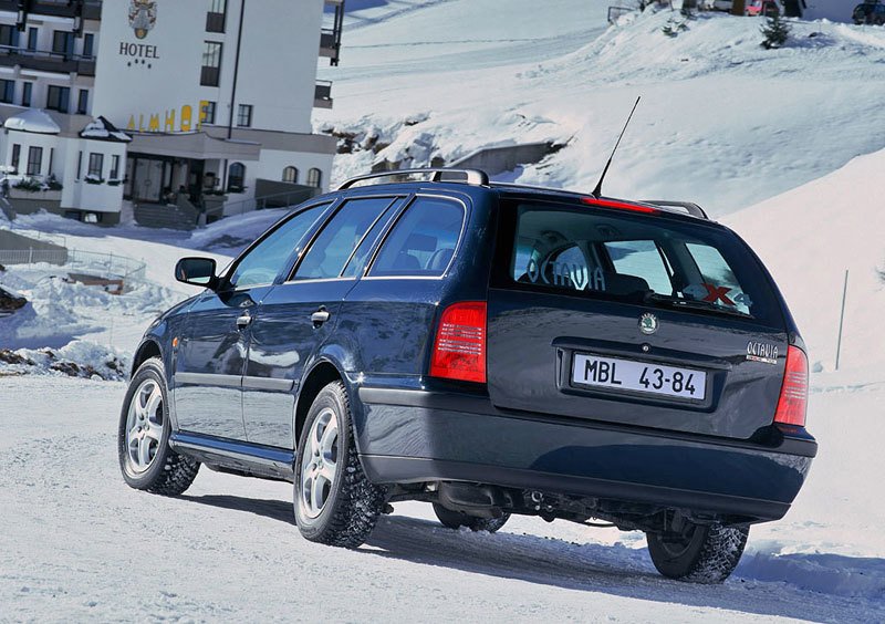 Škoda Octavia Combi 4x4 (2003)