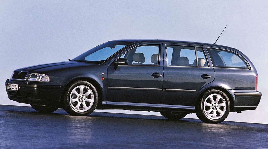 Škoda Octavia Combi Laurin & Klement (1998)