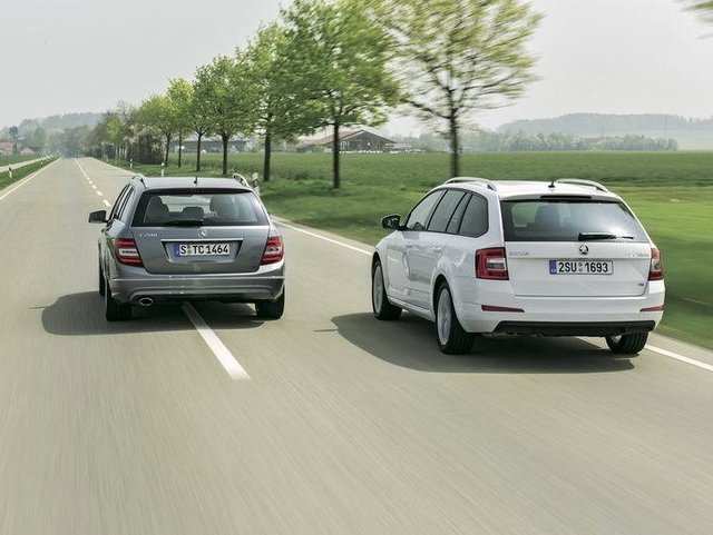 Škoda Octavia Combi vs. Mercedes C200 Kombi