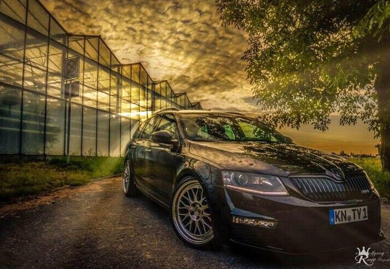 Škoda Octavia Combi 2.0 TSI RS