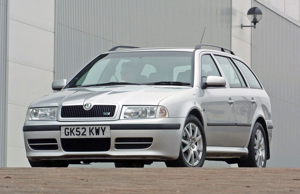 Škoda Octavia Combi vRS (2003)