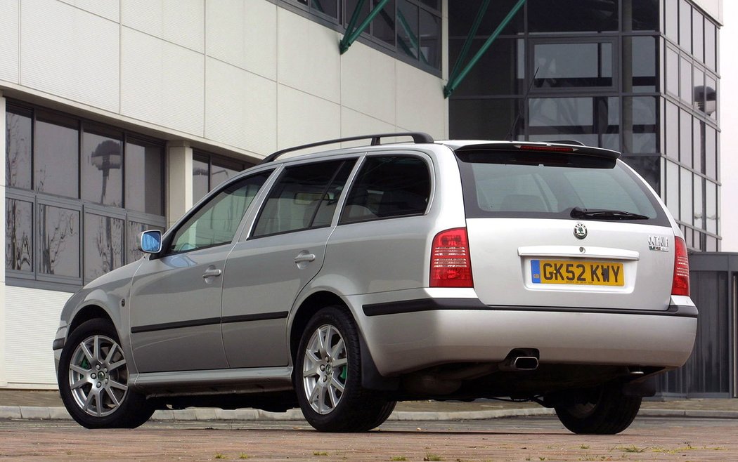 Škoda Octavia Combi vRS (2003)