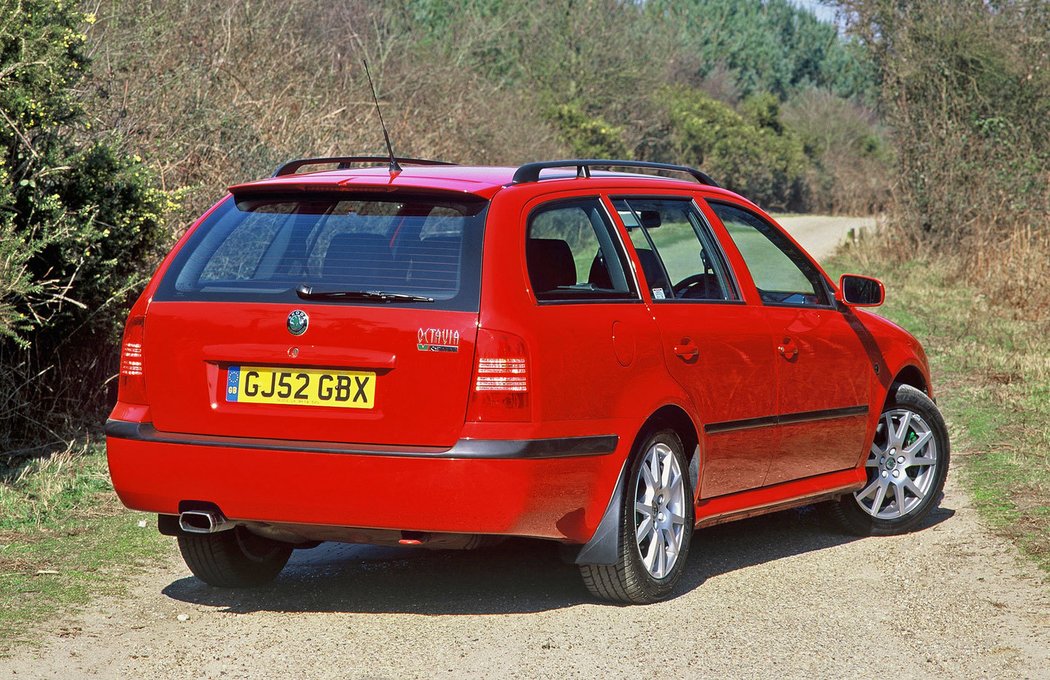 Škoda Octavia Combi vRS (2003)