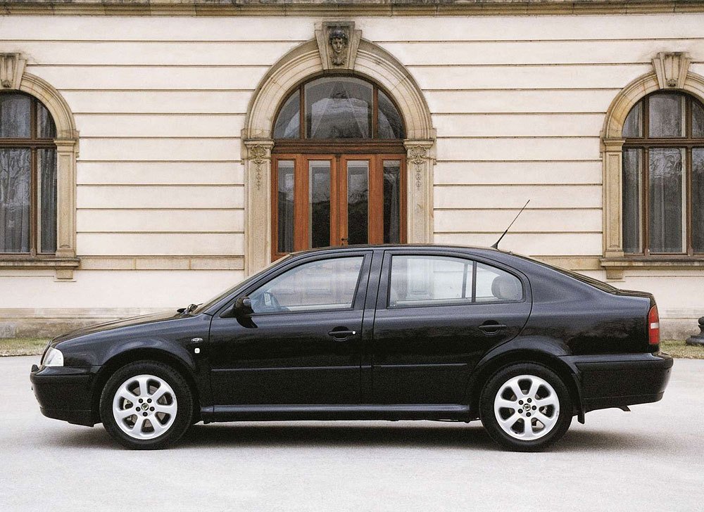 Škoda Octavia Long (1999)