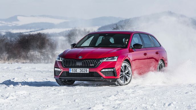 S motorem 2.0 TDI/147 kW se Octavia RS dělala jako předokolka i čtyřkolka. Pohon 4x4 je zde lehký, účinný a nejsou s ním větší potíže – ve spojení s dieselem jasná volba. S motorem 2.0 TDI/147 kW se Octavia RS dělala jako předokolka i čtyřkolka. Pohon 4x4 je zde lehký, účinný a nejsou s ním větší potíže – ve spojení s dieselem jasná volba.