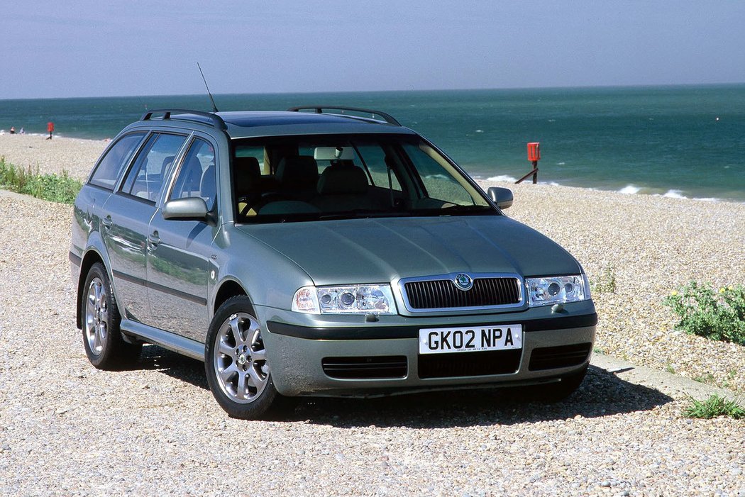 Škoda Octavia Combi UK (2001)