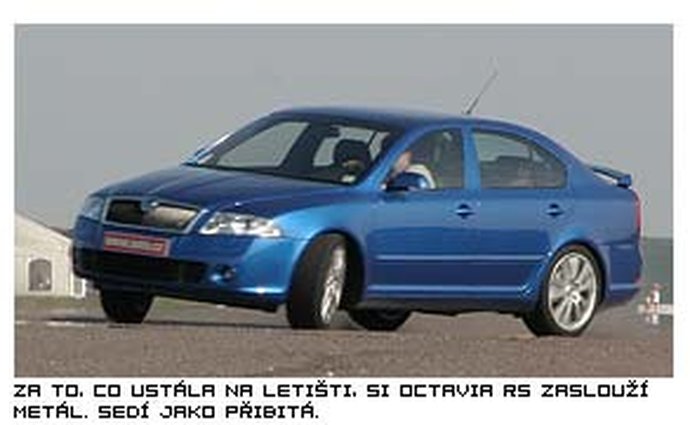 skoda octavia strednitrida testy