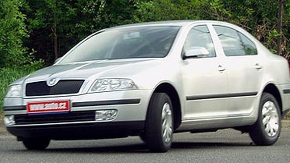 TEST Škoda Octavia 1,6 MPI Ambiente - Služebník pro masy