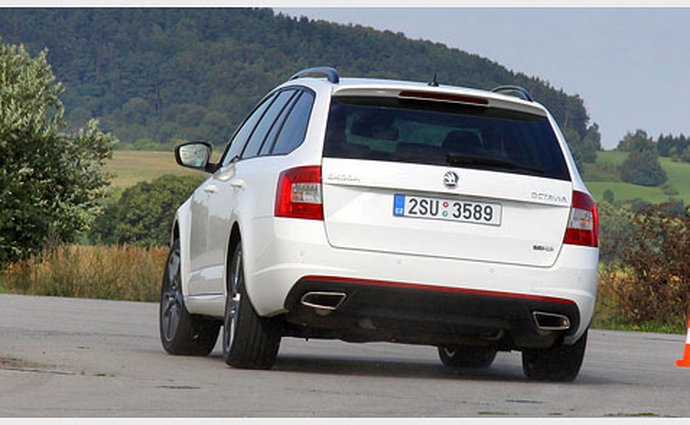 skoda octavia testy nizsistredni