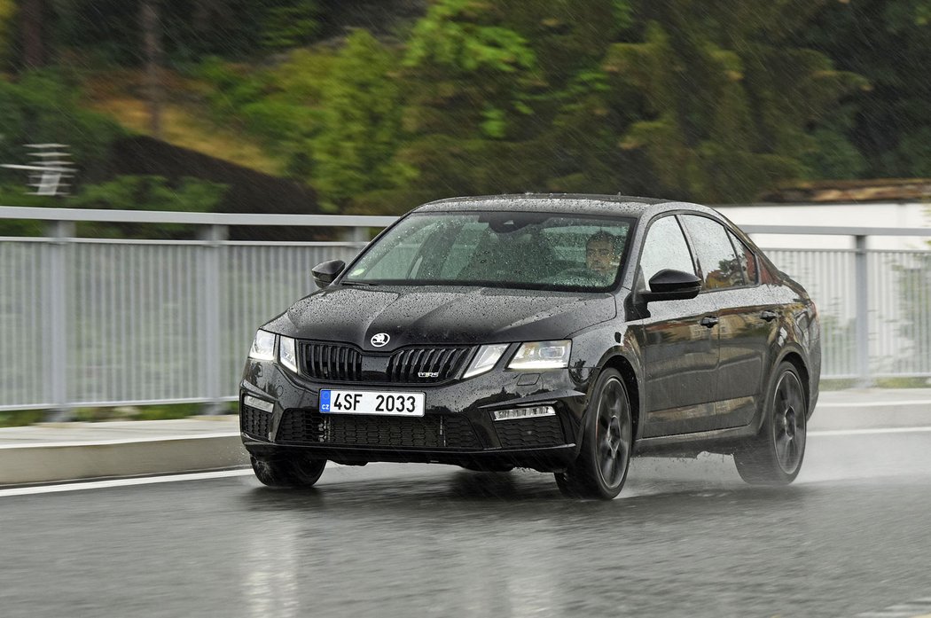 Škoda Octavia RS 245