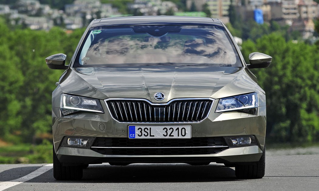 Škoda Superb