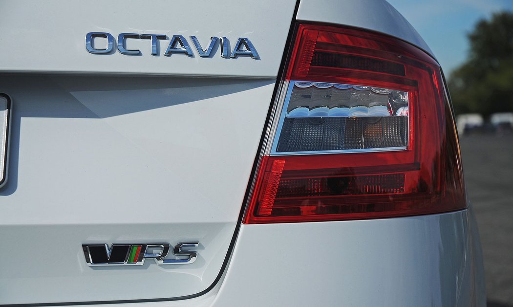 Škoda Octavia RS 230