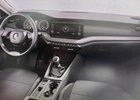 Škoda Octavia IV ukazuje základní výbavu. Podívejte se na nejlevnější interiér
