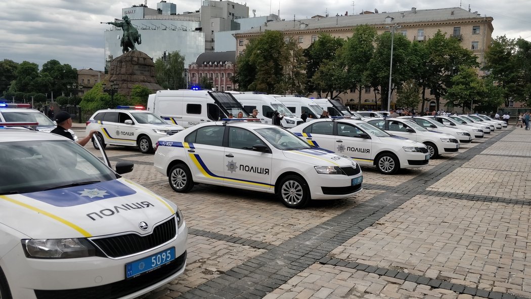 Na Ukrajině slouží u policie vozy Škoda Rapid, Octavia, Superb a Kodiaq.