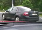 Video: Na D1 byla natočena Škoda Rapid s pravostranným řízením!