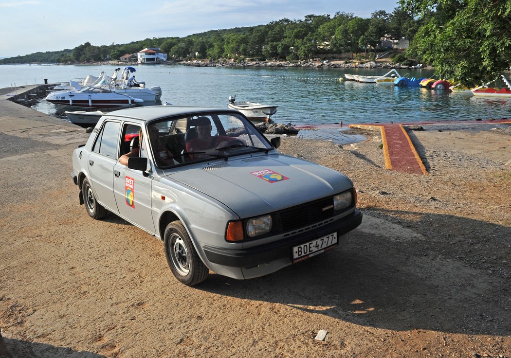 Škoda 105