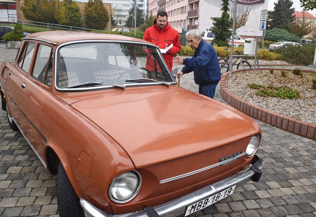 Josef Stádník, majitel Škody 100