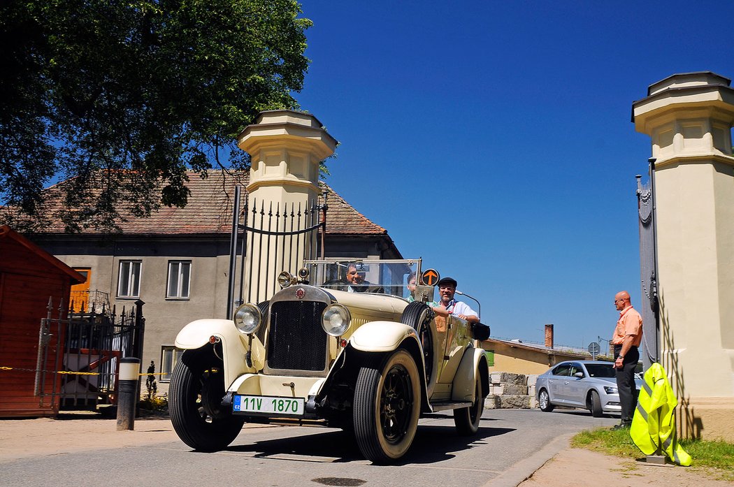 Concours d´ Elegance Chateau Loučeň 2015