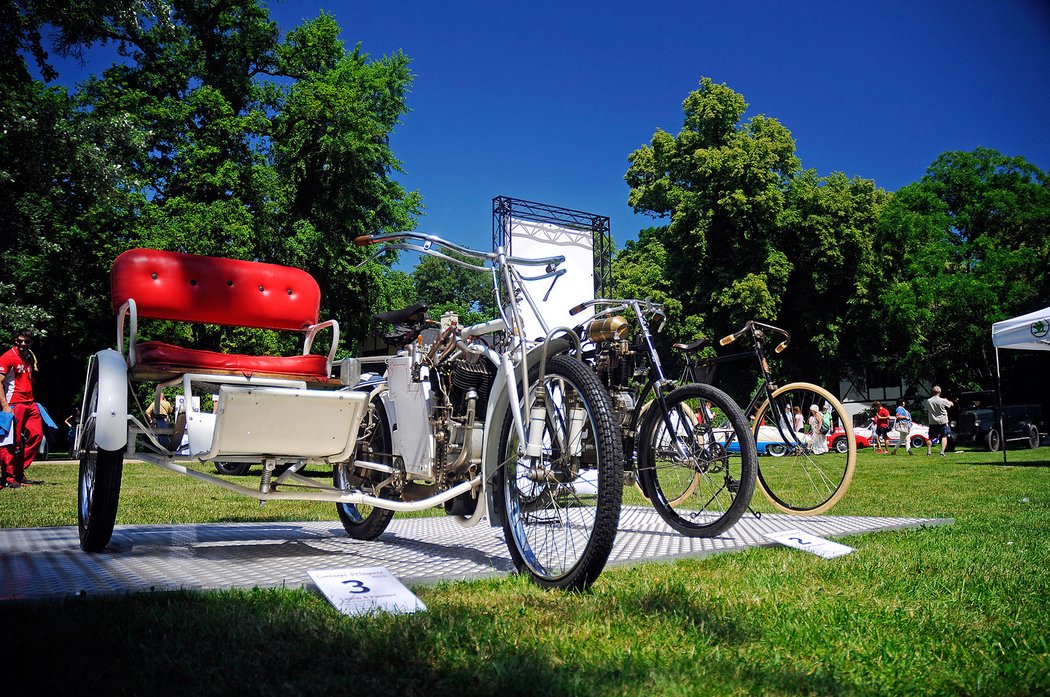 Concours d´ Elegance Chateau Loučeň 2015