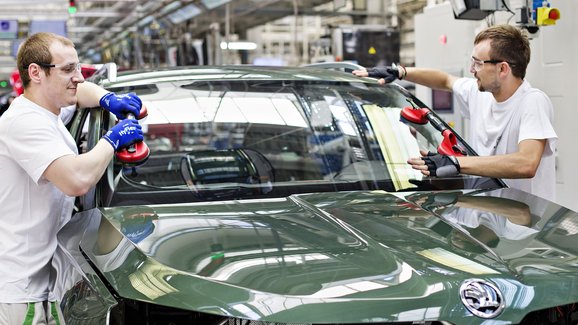 Odbory Škoda Auto: Obnovení výroby bude provázet chaos