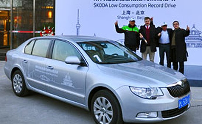 Škoda Superb 1,4 TSI DSG: Šanghaj-Peking (1200 km) na jednu nádrž