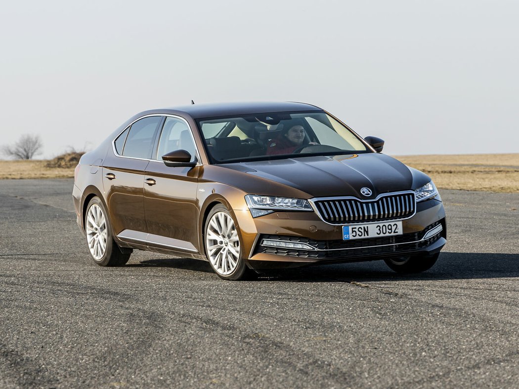 Škoda Superb 2.0 TSI Evo 4x4 Laurin & Klement