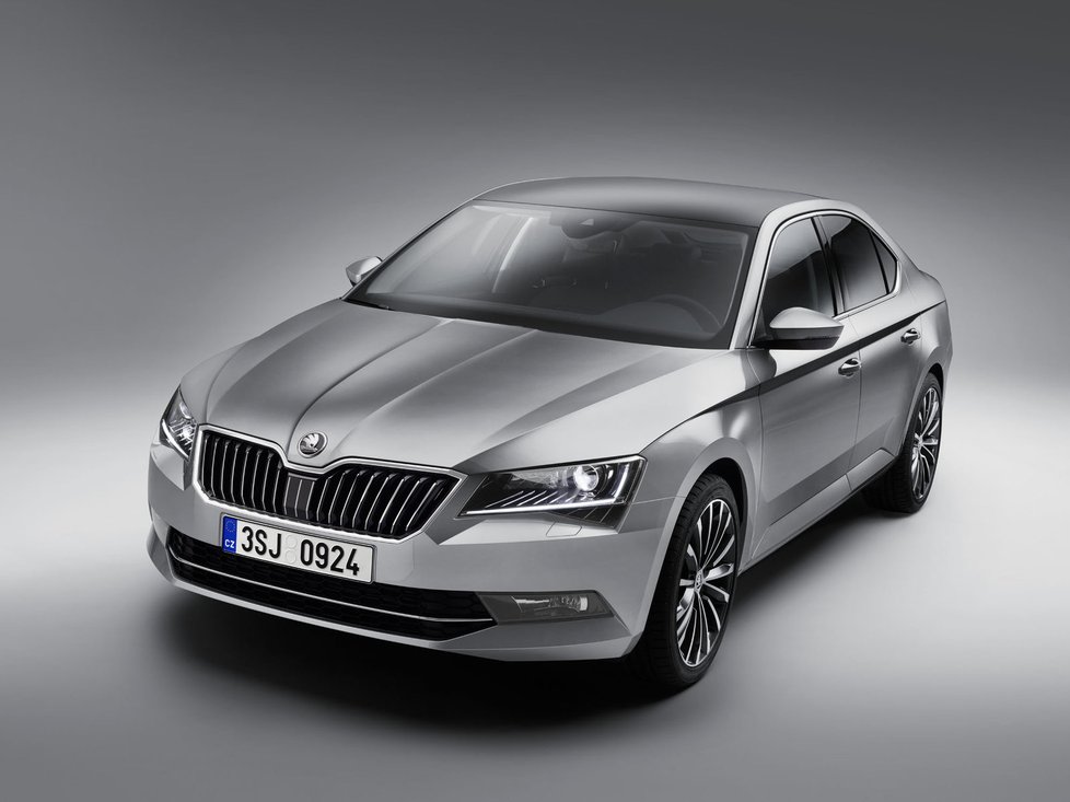 Škoda včera odhalila superb III. generace