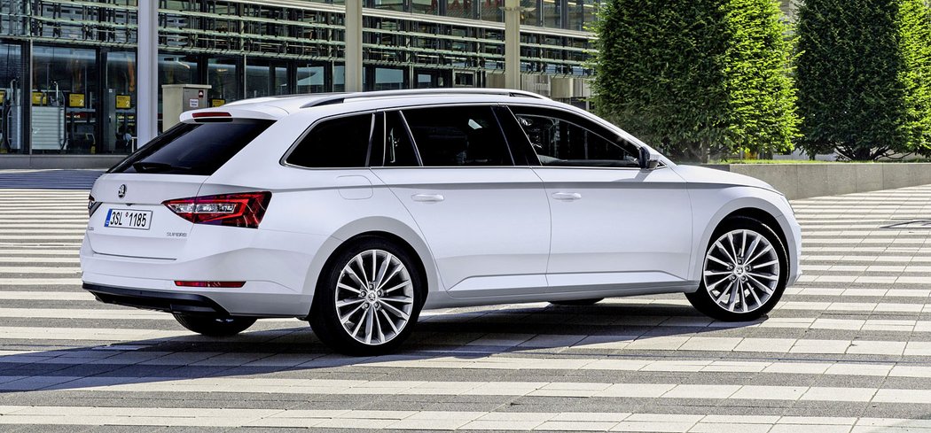 Škoda Superb