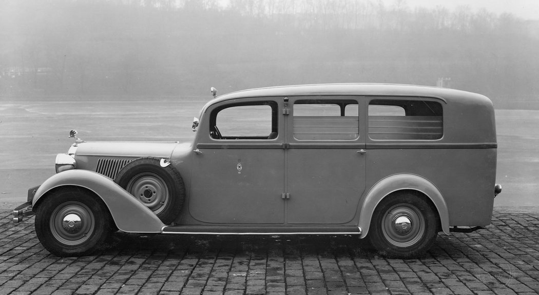 Škoda Superb Ambulance (1934-1936)