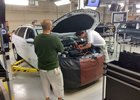 Odbory Škody: Kvůli přechodu na elektromobily hrozí ztráta 10.000 pracovních míst