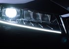 Modernizovaná Škoda Superb za rohem. Odhaluje nové LED světlomety