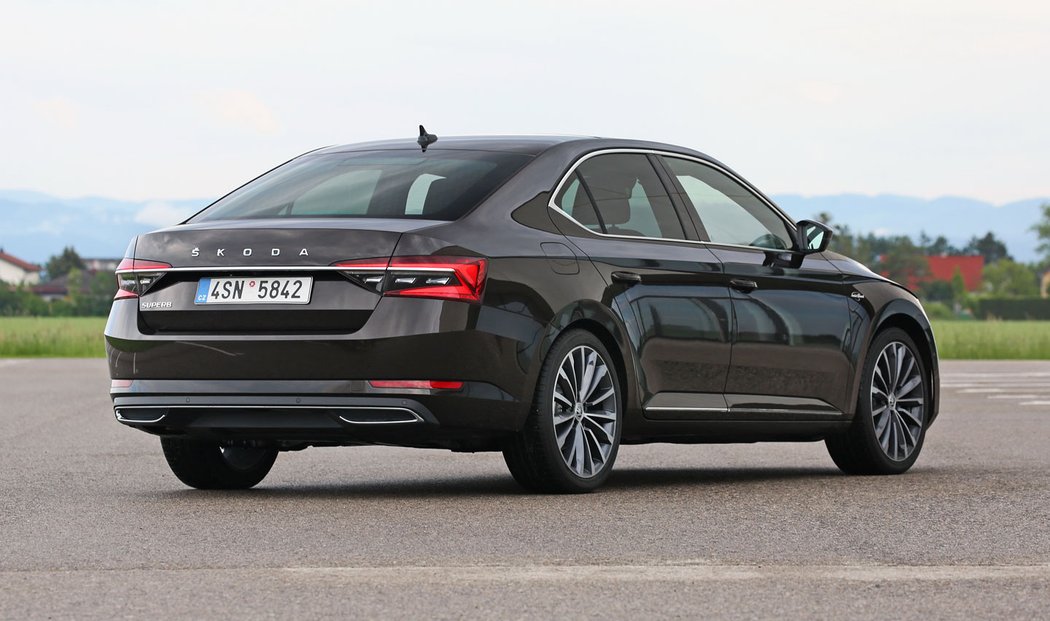 Škoda Superb