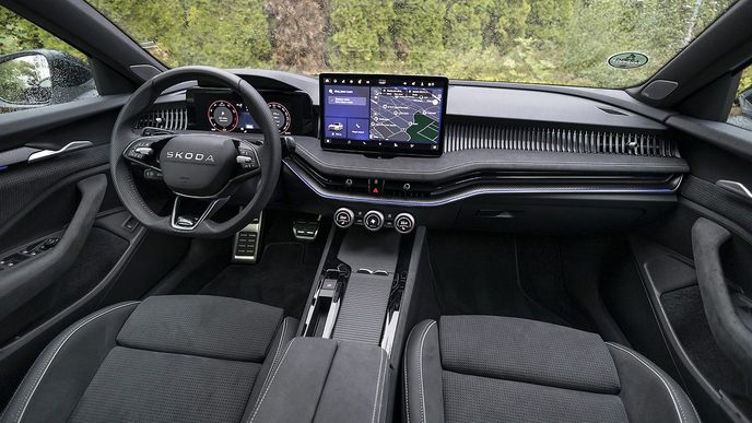 Škoda Superb Combi 1.5 TSI 7DSG Škoda Superb Combi 1.5 TSI 7DSG