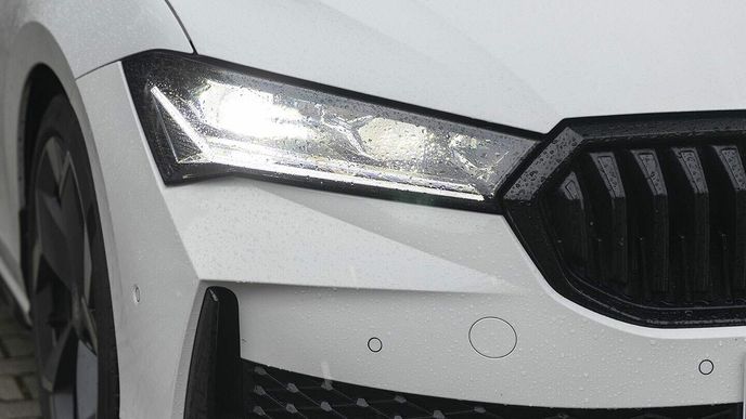 Škoda Superb Combi 1.5 TSI 7DSG Škoda Superb Combi 1.5 TSI 7DSG