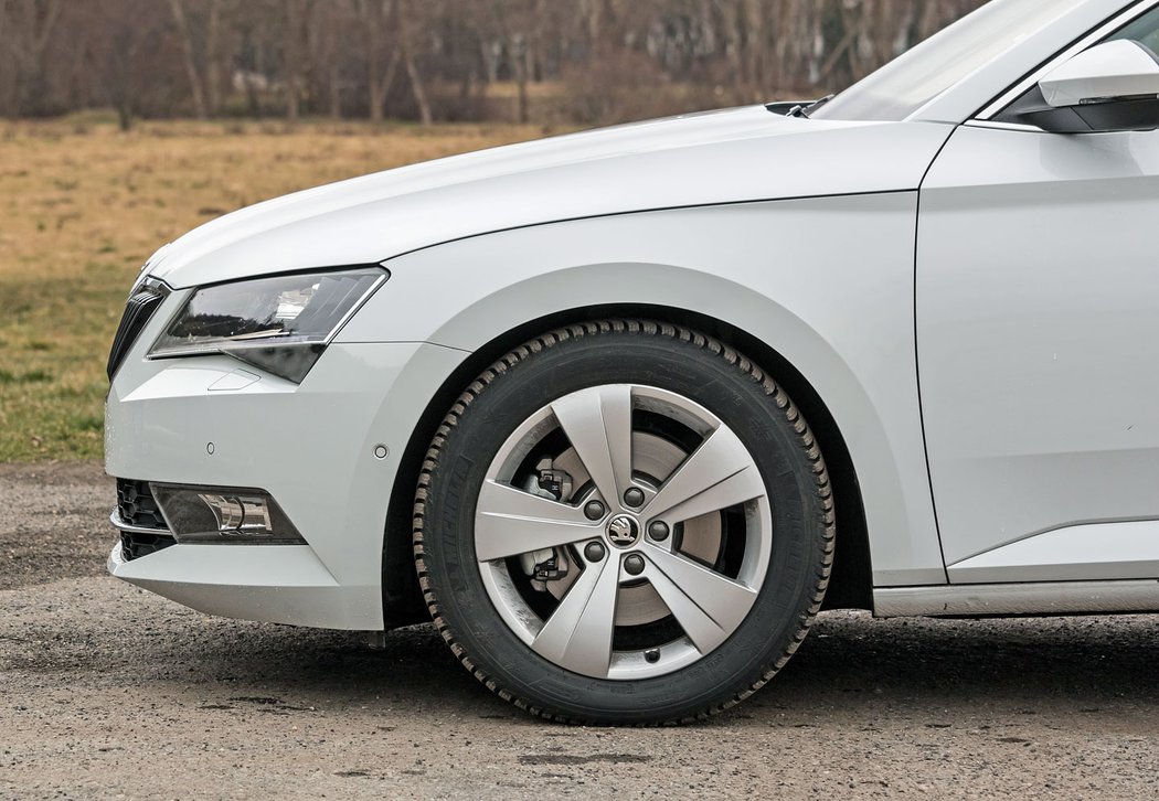 Škoda Superb