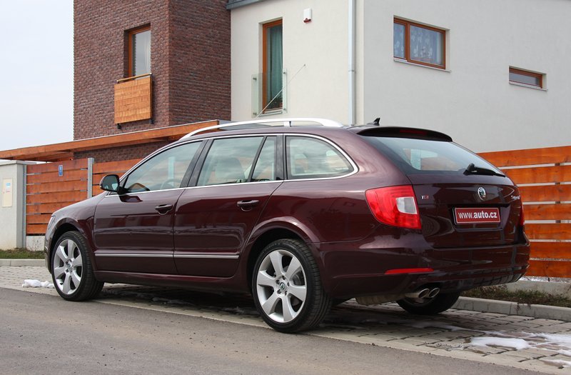 Škoda Superb