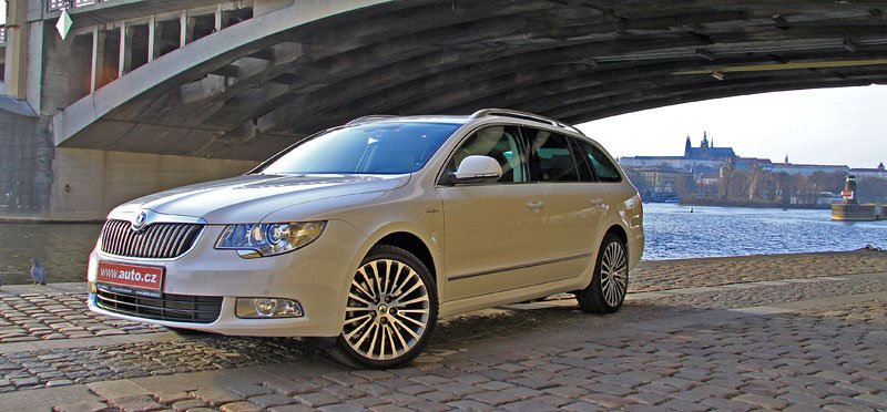 Škoda Superb