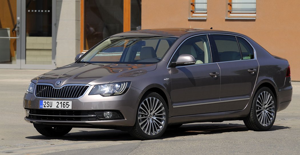 Škoda Superb