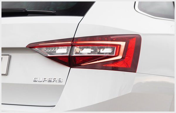 skoda superb testy